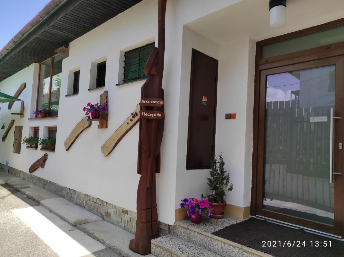 Hotel Tatrania Stara Lesna Luaran gambar